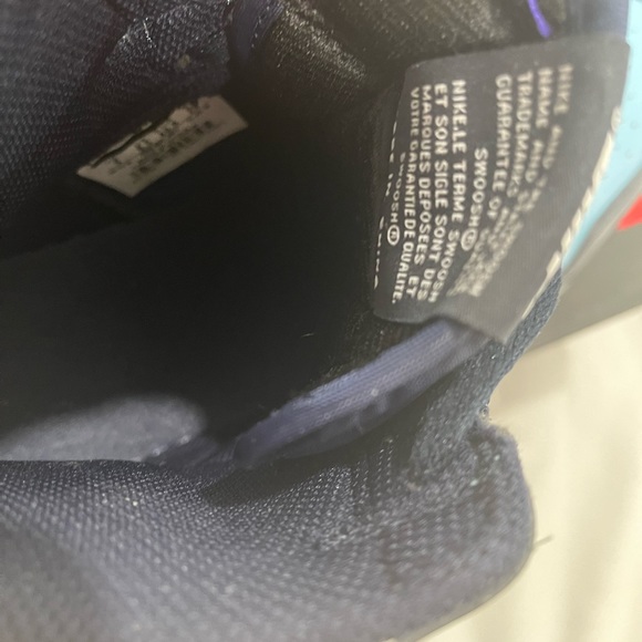 Jordan 1 Blue Chill - Picture 2 of 5